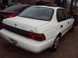 1993 TOYOTA COROLLA DX, 1.8L AUTO  SDN, COLOR WHITE, STK Z15853